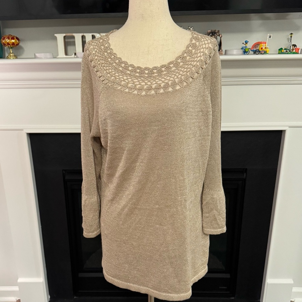 ✨ Lilly Pulitzer Metallic Crochet-Neck Sweater (XL)